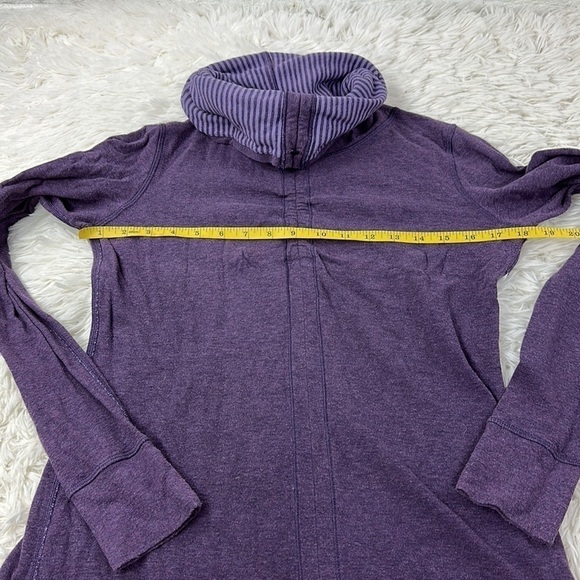 Lululemon In A Cinch Long Sleeve Tee Heathered Deep Zinfandel / Classic Stripe - Picture 3 of 7